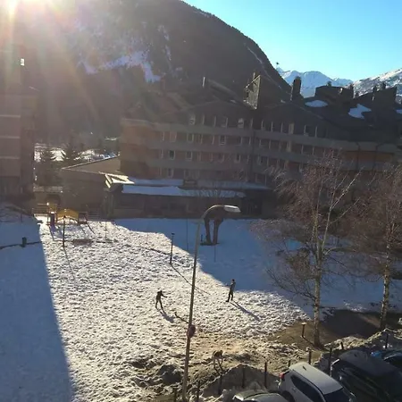 Edificio Mauberme 1500, Baqueira, Lleida